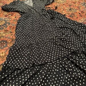Knox Rose Black and White Wrap Dress
